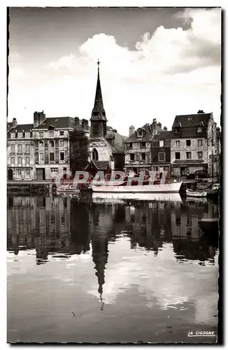 Ansichtskarte AK Honfleur Le musee se refletant dans le vieux bassin