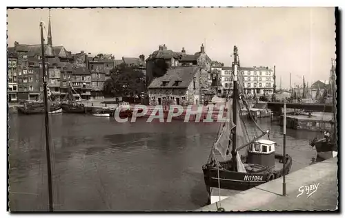 Cartes postales Honfleur le vieux bassin et la Lieutenance