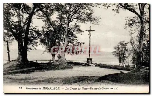 Ansichtskarte AK Environs de Honfleur La croix de Notre Dame de Grace