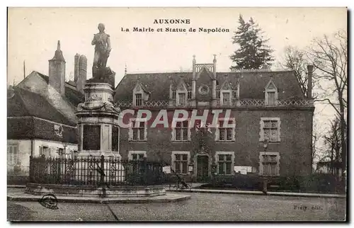 Cartes postales Auxonne La mairie et statue de Napoleon 1er