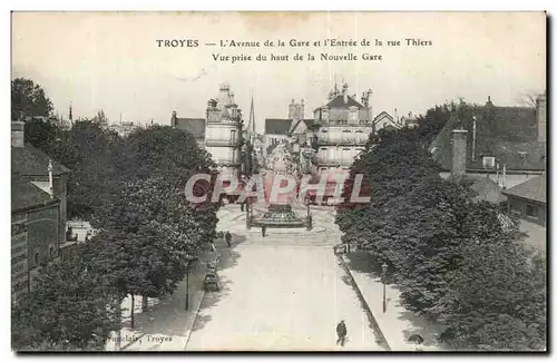 Cartes postales Troyes L&#39avenue de la gare et l&#39entree de la rue Thiers Vue prise du haut de la nouvelle g