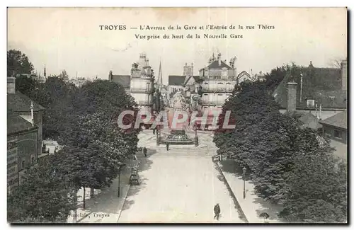 Cartes postales Troyes L'avenue de la gare et l'entree de la rue Thiers Vue prise du haut de la nouvelle g