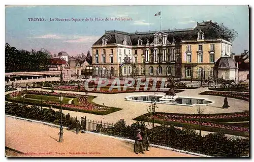 Cartes postales Troyes Le nouveau square de la place de la prefecture