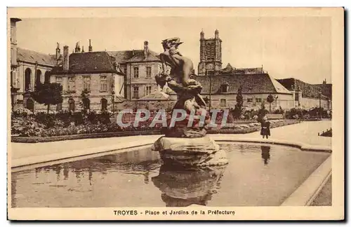 Troyes Cartes postales Place et jardin de la Prefecture