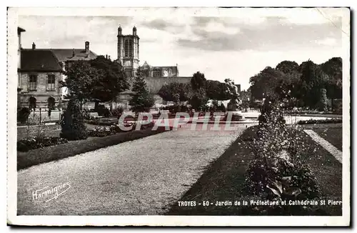 Troyes Cartes postales Jardin de la Prefecture et cathedrale St pierre