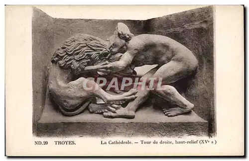 Troyes Cartes postales La cathedrale Tour de droite haut relief