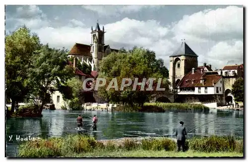 Cartes postales moderne Moret sur Loing Ouverture de la peche sur le loing Eglise Notre Dame et la porte de Bourgogne