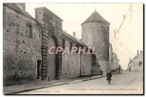 Nangis Cartes postales Porte et tour de la ferme de l&#39ancien chateau