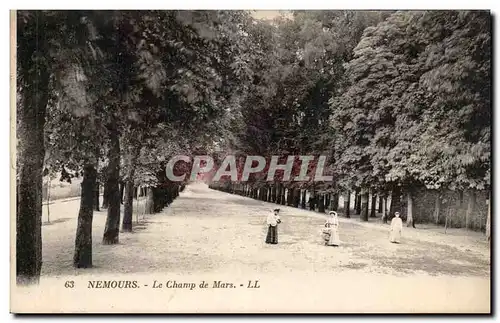 Ansichtskarte AK Nemours Champ de Mars