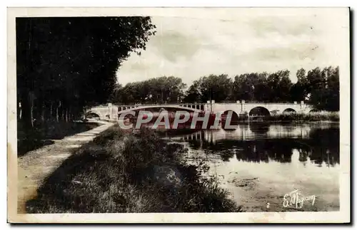 Ansichtskarte AK Bray sur Seine Les promenades aux bords de la Seine