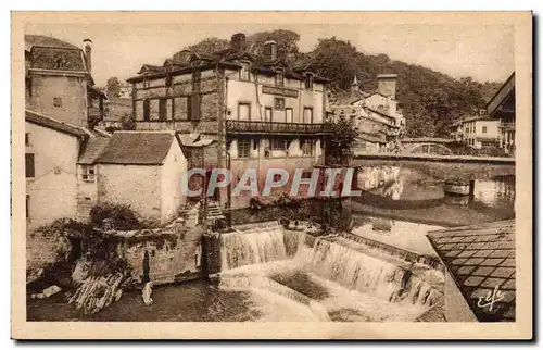 Ansichtskarte AK Saint Jean Pied de Port Vieilles maisons sur la Nive