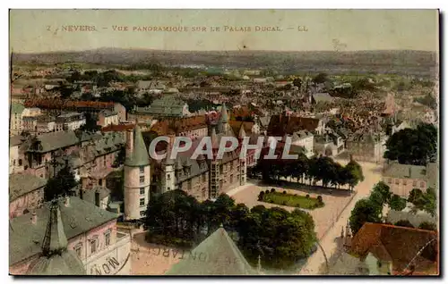 Cartes postales Nevers Vue panoramique sur le palais ducal