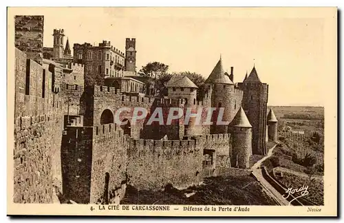 Ansichtskarte AK Cite de Carcassonne Defense de la porte d&#39Aude