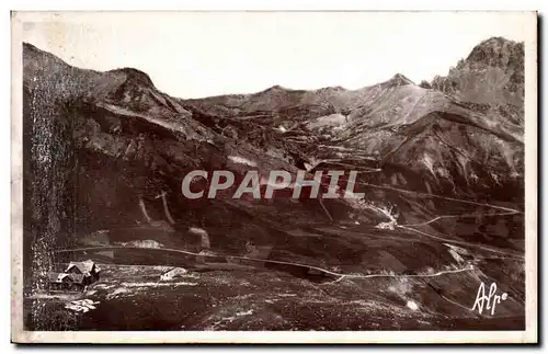 Cartes postales Le Lautaret les chalets et les lacets du Galibier