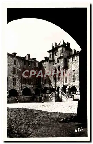 Villefranche de Rouergue Cartes postales moderne Place Notre DAme Maison du poete spititualiste Charles de Pomairols