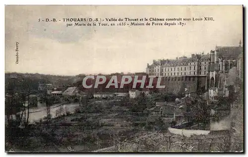 Cartes postales Thouars Vallee du thouet et le chateau construit sous Louis XIII par Marie de la Tour en 1635 Ma