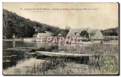 Cartes postales L&#39etang du grand Moulin et statue de Pelouse a Cernay la Ville