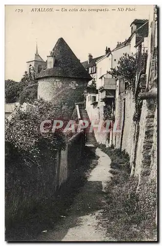 Cartes postales Avallon Un coin des remparts