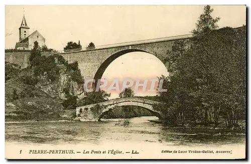 Cartes postales Pierre perthuis Les ponts et l&#39eglise