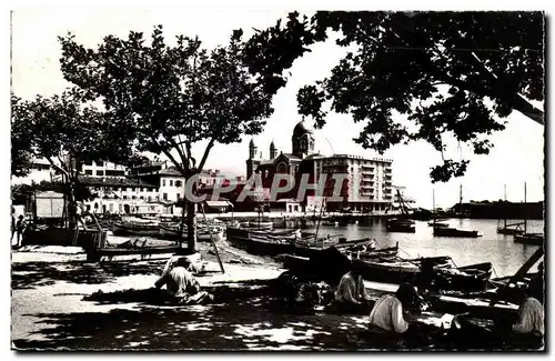 Saint Raphael Cartes postales moderne Le port