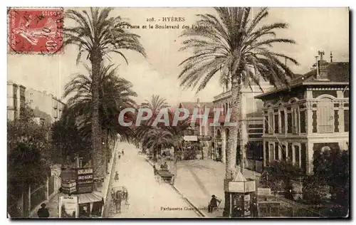 Cartes postales Hyeres La Poste et le boulevard des Palmiers