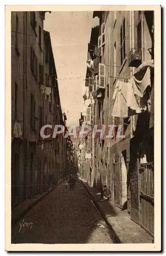 Cartes postales Toulon Une rue du vieux quartier