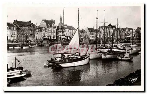 Cartes postales moderne Le Pouliguen Le port et le quai