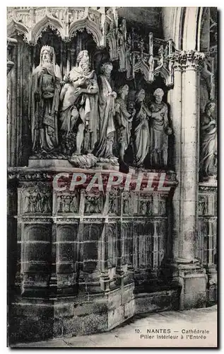 Cartes postales Nantes Cathedrale Pilier interieur a l&#39entree