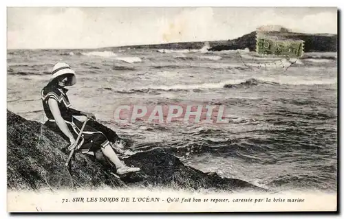 Cartes postales Sur les bords de l&#39ocean Femme Folklore