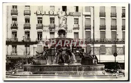 Ansichtskarte AK Nantes La fontaine de la place Royale