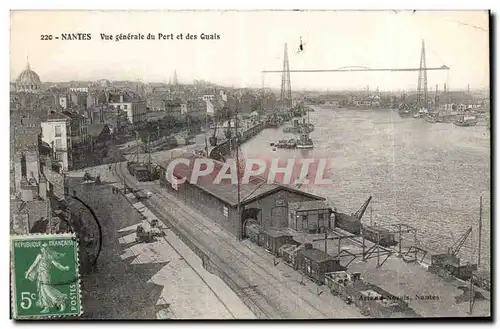 Cartes postales Nantes Vue generale du port et des quais