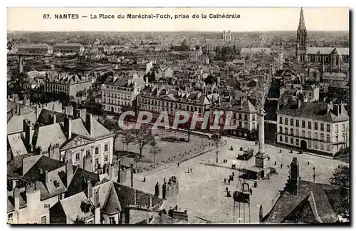 Cartes postales Nantes La place du Marechal Foch prise de la cathedrale