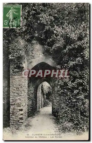 Cartes postales Clisson Interieur du chateau Les herses