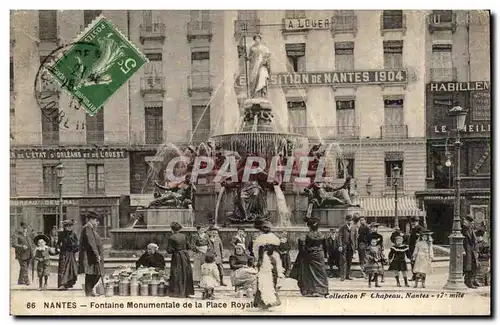 Nantes Cartes postales Fontaine monumentale de la place Royale tres animee )