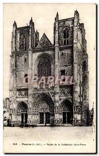 Pornic Cartes postales Facade de la cathedrale Saint pierre