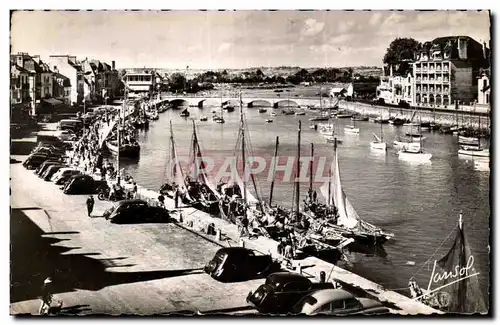 Cartes postales Vue generale du port de la Baule et de Pouliguen