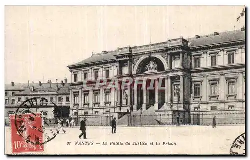 Cartes postales Nantes Le palais de Justice et la prison