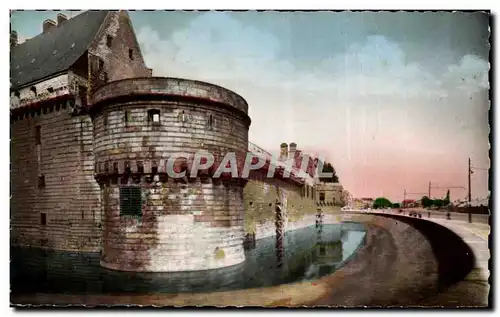 Nantes Cartes postales Chateau des ducs Vue sur le quai