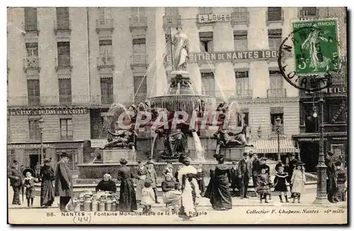 Ansichtskarte AK Nantes Fontaine monumentale de la pace Royale Tres animee