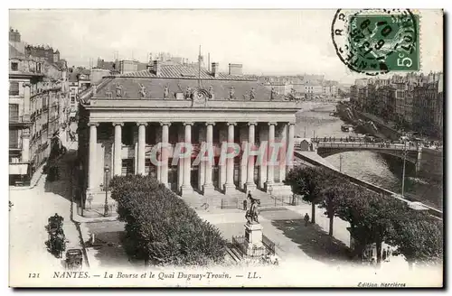 Cartes postales Nantes La Bourse et le quai Duguay Trouin