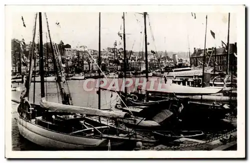 Cartes postales moderne Deauville Plage fleurie Le nouveau bassin