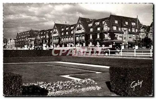 Cartes postales Deauville Plage fleurie Hotel Normandie