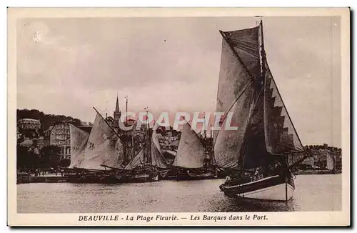 Deauville - Les Baques dans le Port - Cartes postales