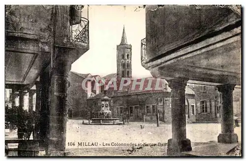 Cartes postales Millau Les colonnades et Notre Dame