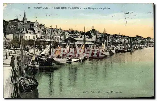 Ansichtskarte AK Trouville La reine des plages Les barques de peche