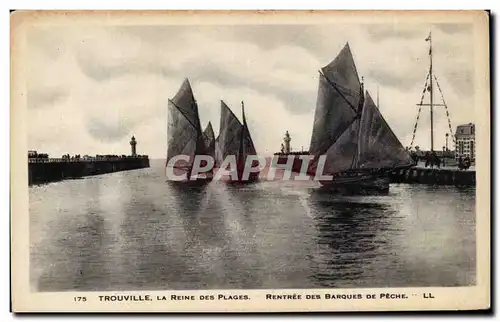 Cartes postales Trouville La reine des plages Rentree des barques de peche