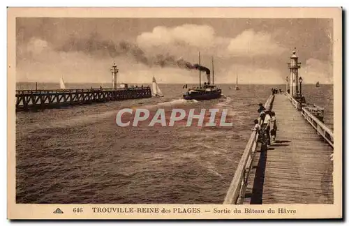 Ansichtskarte AK Trouville Sortie du bateau du Havre