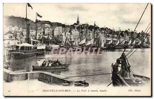 Ansichtskarte AK Trouville Le port a maree haute