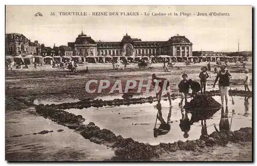 Cartes postales Trouville La reine des plages Le casino et la plage Jeux d&#39enfants