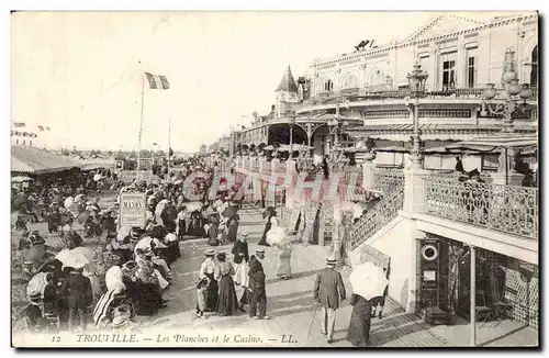 Cartes postales Trouville Les planches et le casino